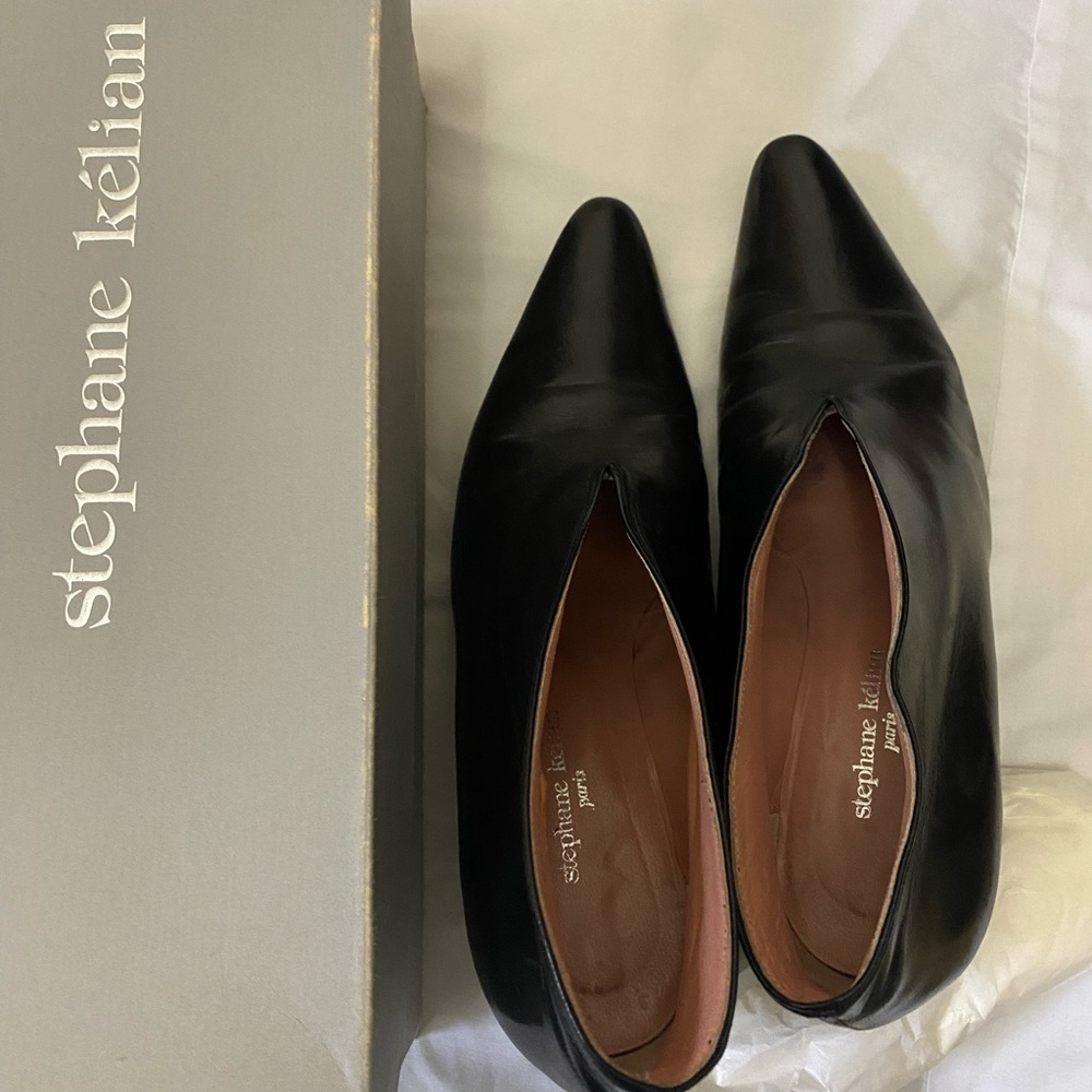 Stephane Kelian black heels